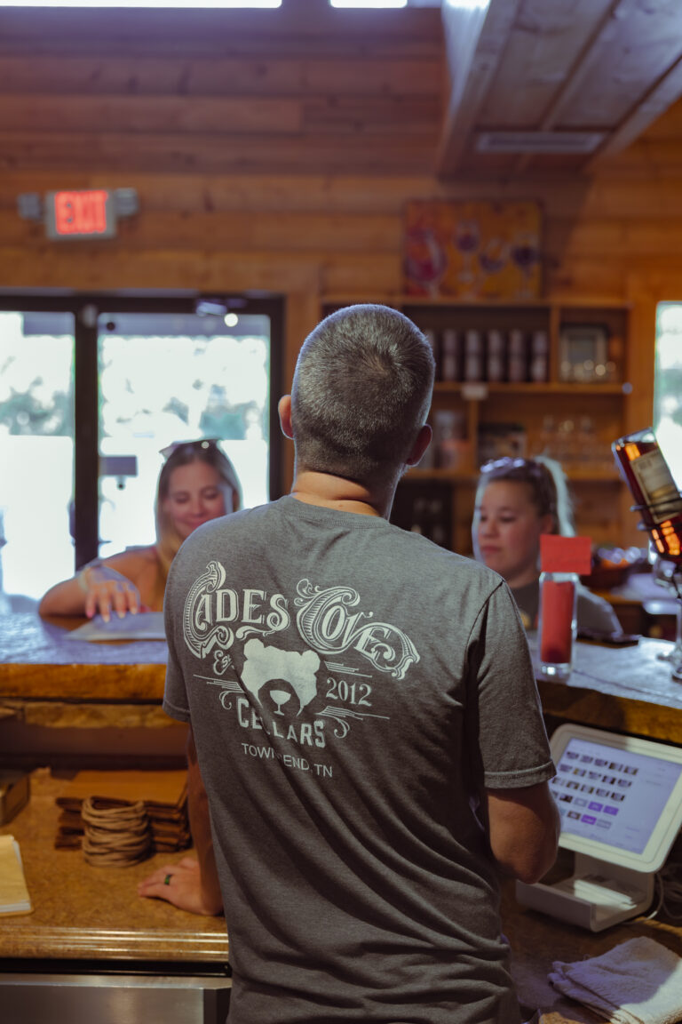 Cades Cove Cellars – Townsend