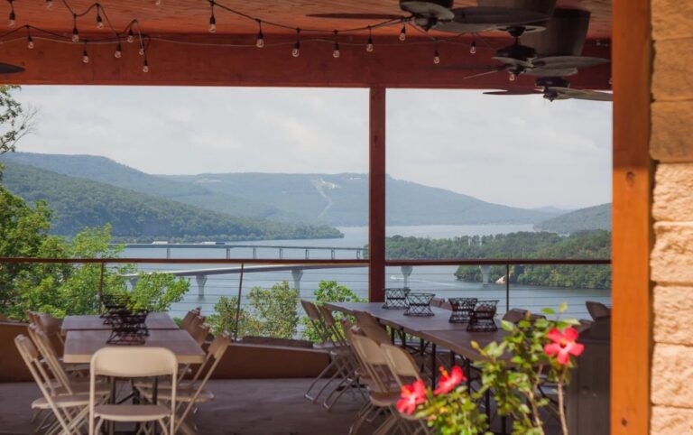 Lookout Winery